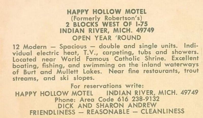 Happy Hollow Motel (Robertsons Motel) - Vintage Postcard